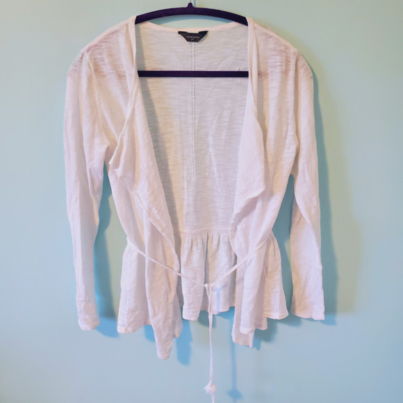 CHIC White Tie-Back Cardigan - Picture 2 of 2